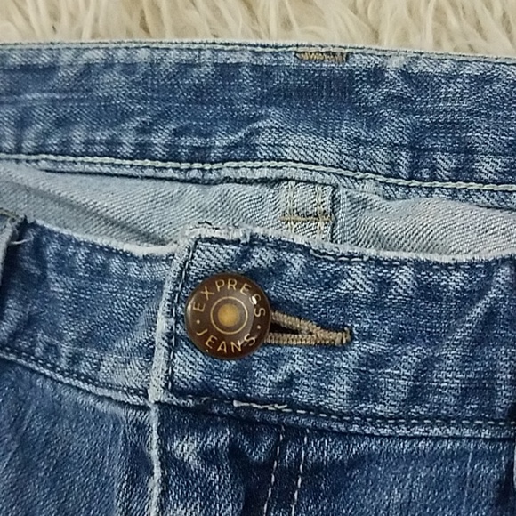 Distressed Torn Express Blue Jeans - Picture 2 of 4